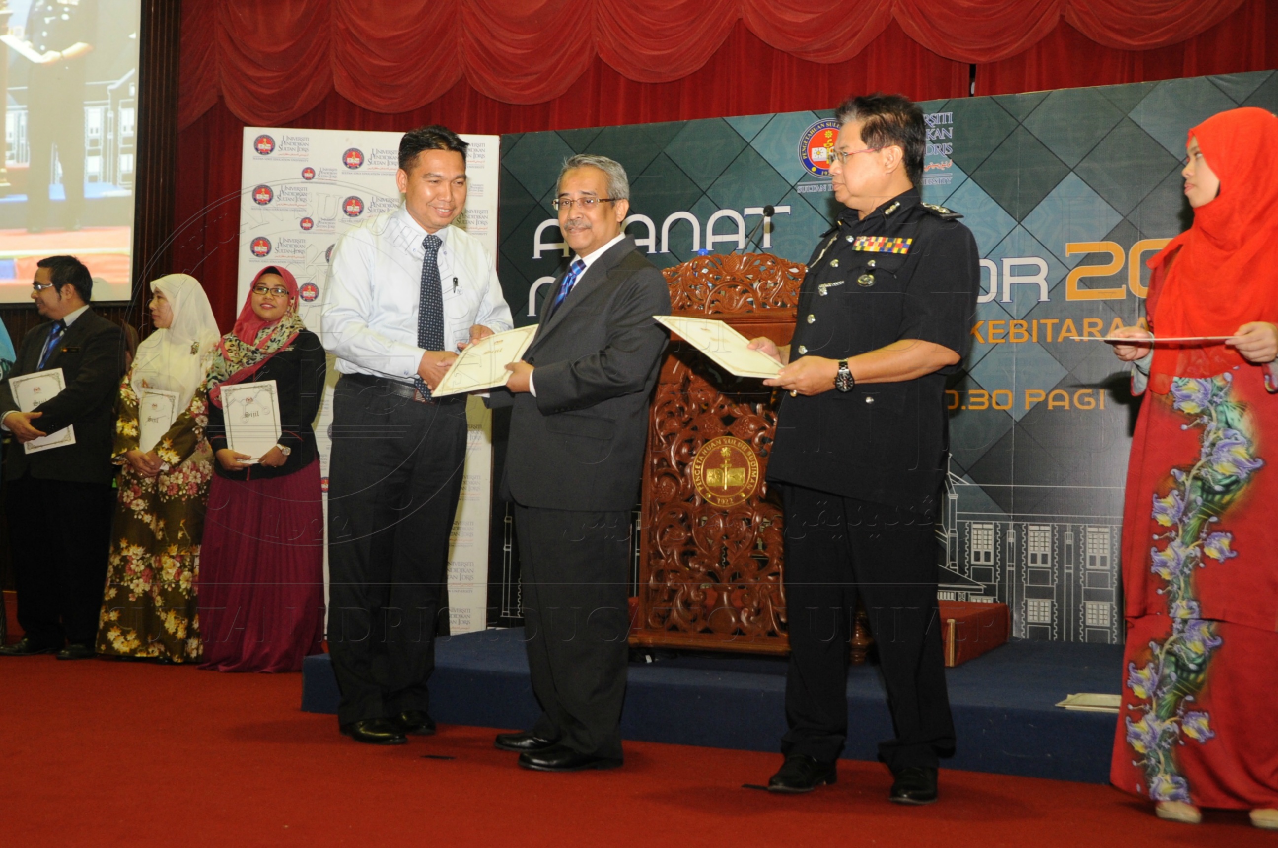 PRO 16 6 AMANAT VCHAS 8753